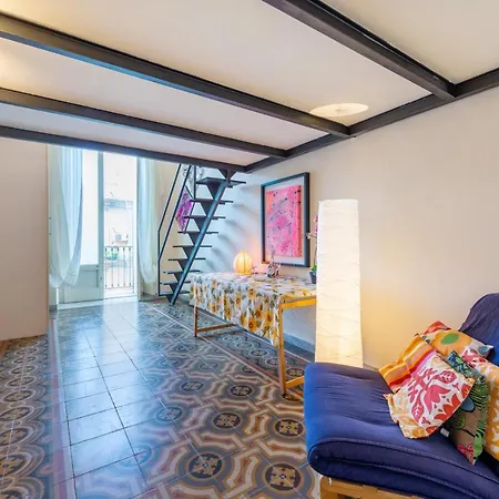 Guesthost - Dali * Μπάρι