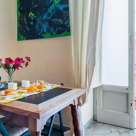 Guesthost - Dali Bari