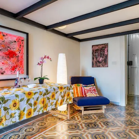 Apartment Guesthost - Dali Bari