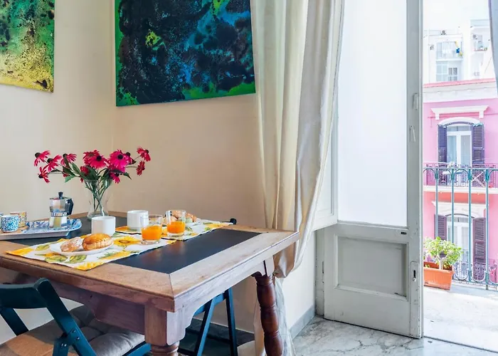 Guesthost - Dali בארי