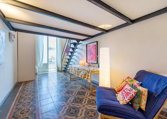 Guesthost - Dali * Бари